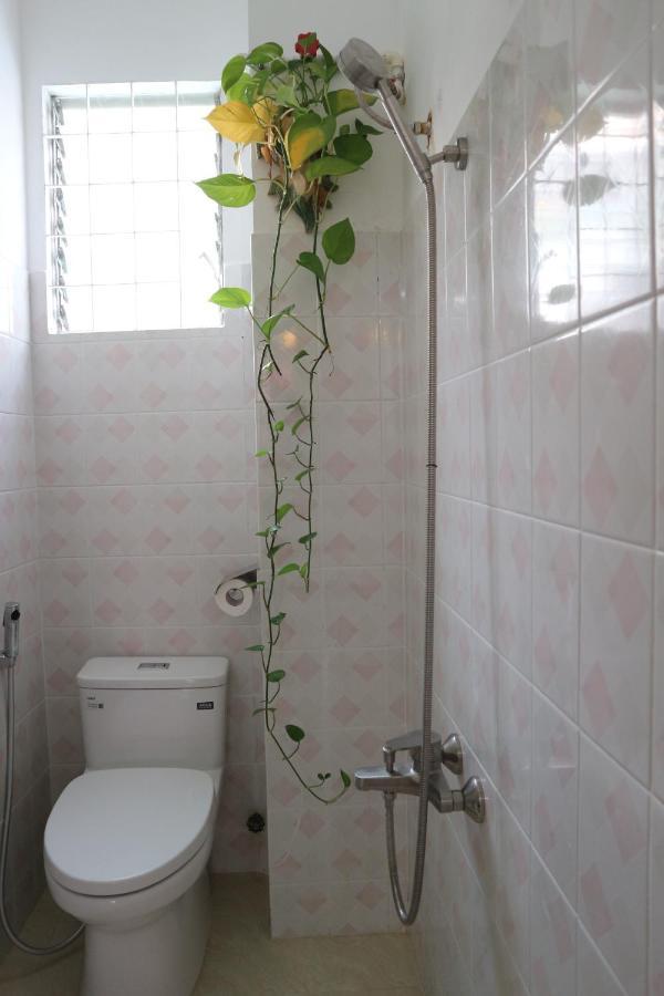 Loan Vo Hostel Thành Pho Ho Chí Minh Esterno foto