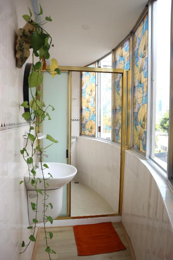 Loan Vo Hostel Thành Pho Ho Chí Minh Esterno foto